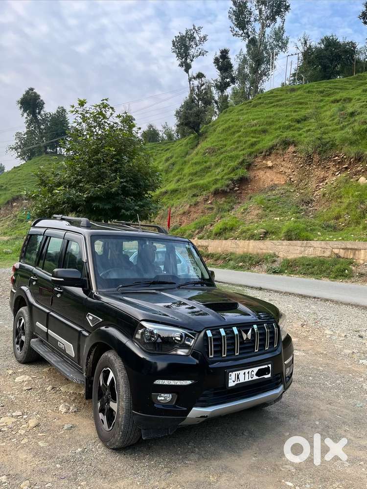 Mahindra Scorpio Classic 2023