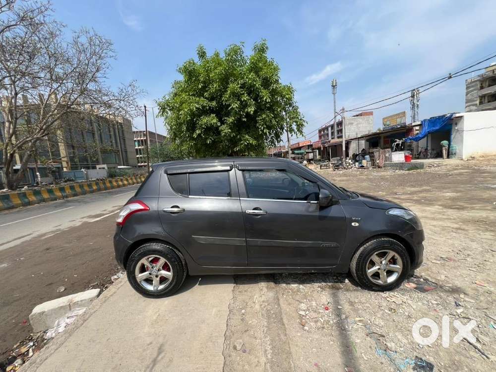 Maruti Suzuki Swift 2017 Cng & Hybrids 95000 Km Driven