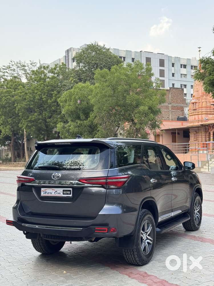 Toyota Fortuner [2021-ongoing] 2.8 2wd Diesel Mt, 2021, Diesel