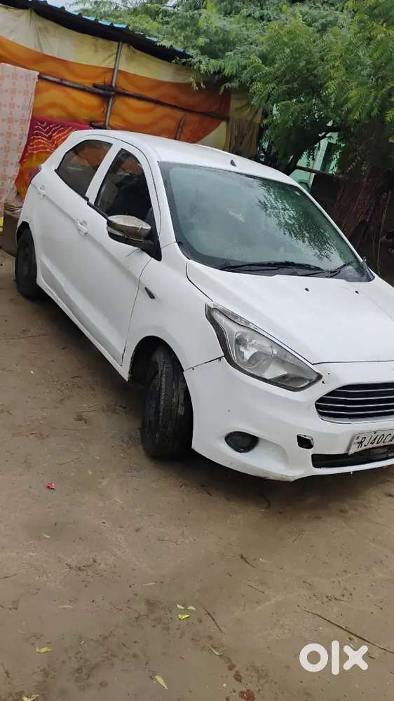 Ford Figo Petrol 2017
