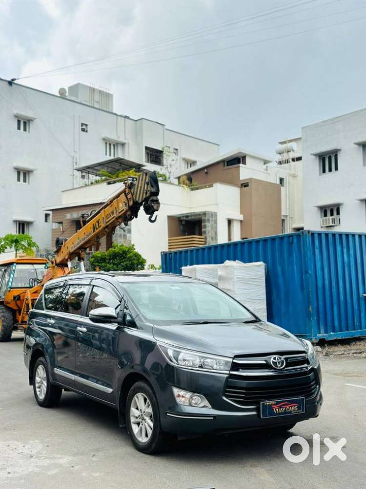 Toyota Innova Crysta 2.4 G Mt, 2017, Diesel