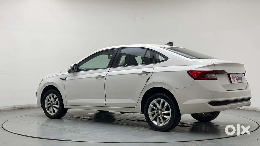 Skoda Slavia Ambition 1.0l Tsi Mt, 2022, Petrol