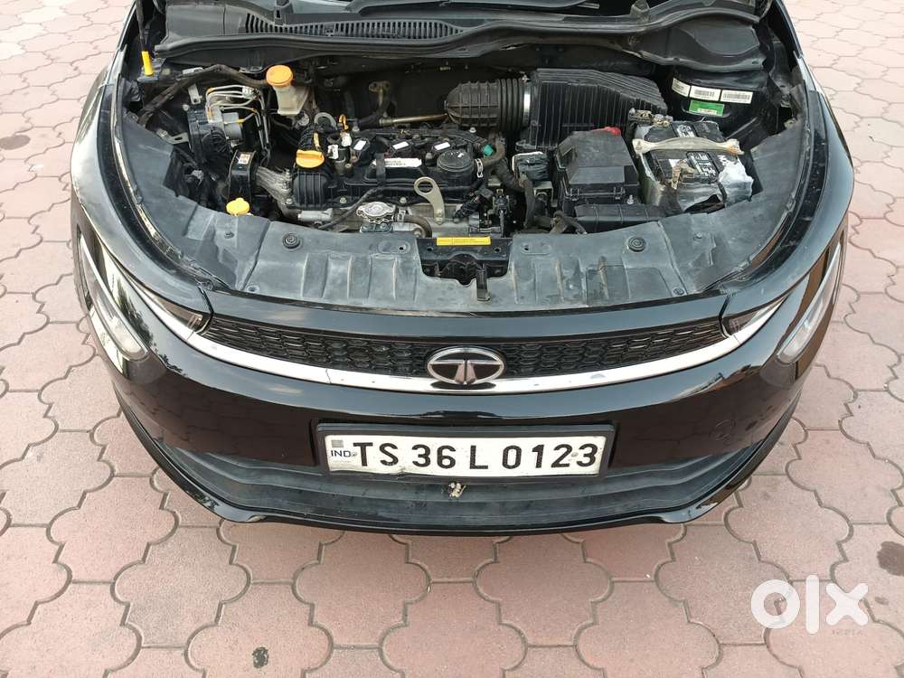 Tata Altroz 1.2 Xz Plus Dark Edition, 2021, Petrol