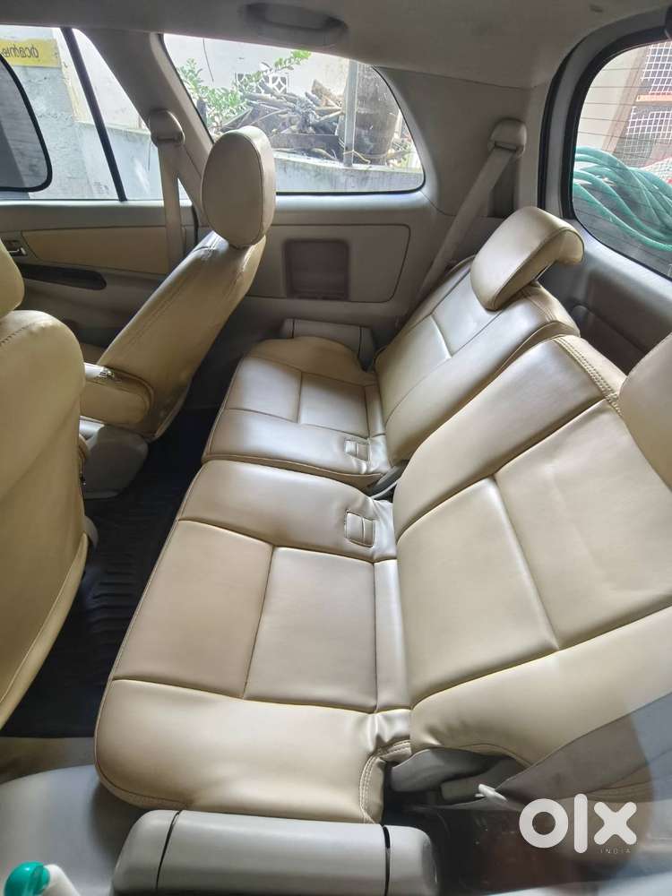 Innova 2.5v Diesel Manual Full Option
