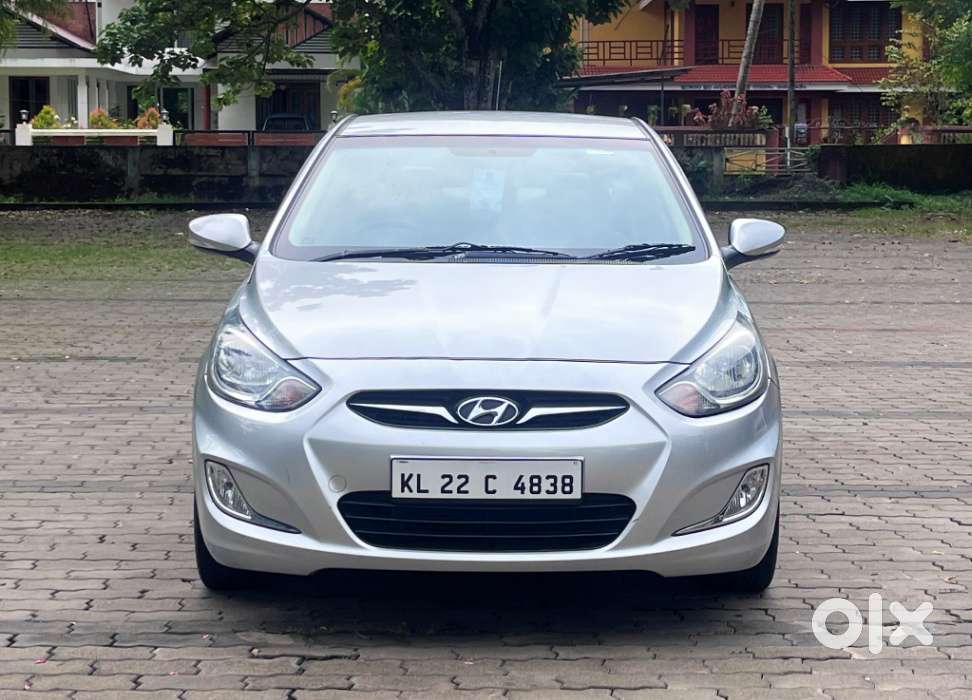 Hyundai Fluidic Verna 1.6 Vtvt S (o) Automatic, 2011, Petrol
