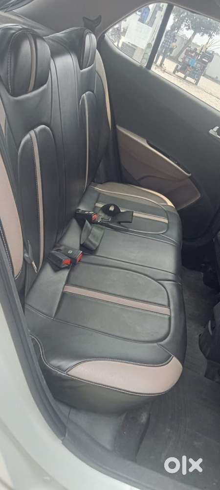 Hyundai Grand I10 Sportz, 2016, Petrol