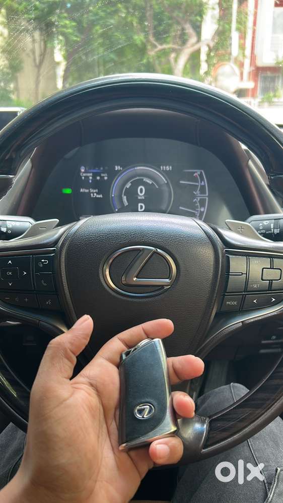 Lexus Es 2018 Luxury Dl Registered With Noc