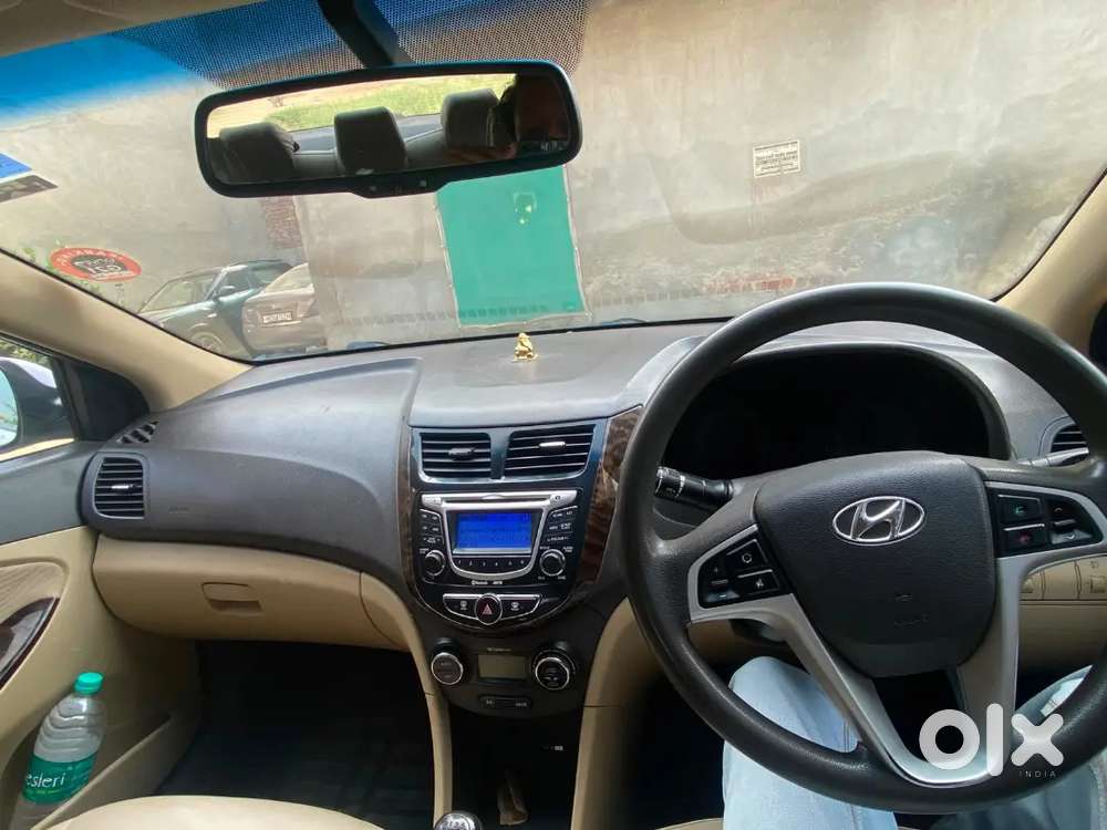 Hyundai Verna Sx Petrol  2012 Spinny Or Cars24 Wala N Contact Kro
