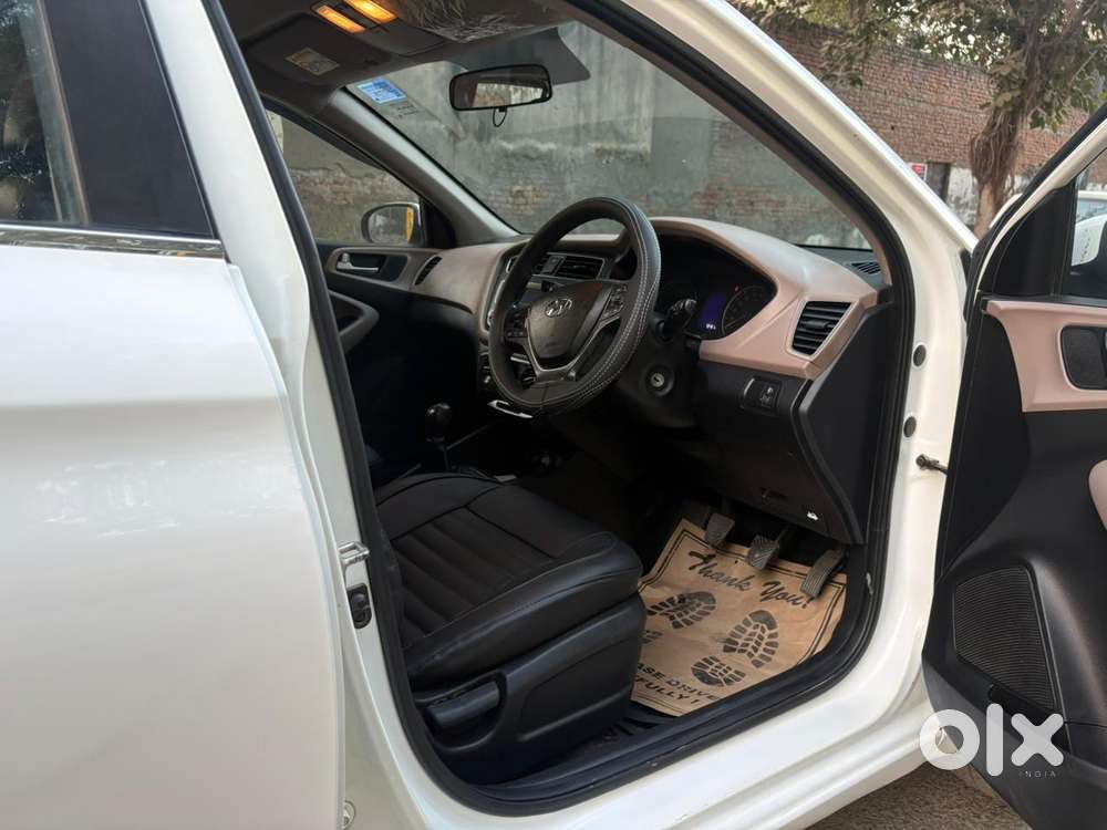 Hyundai I20 1.4 Magna Executive, 2020, Petrol