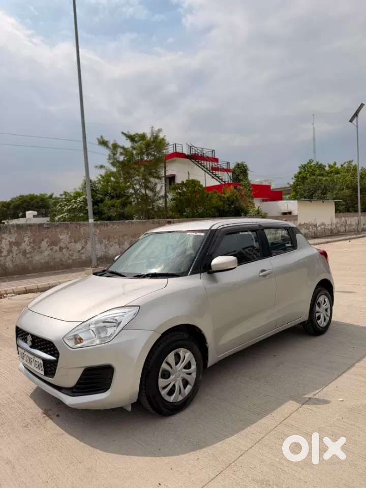 Maruti Suzuki Swift Vxi, 2022, Petrol