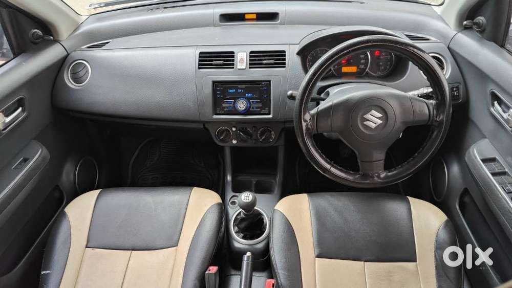 Maruti Suzuki Swift Vxi + Manual, 2011, Petrol