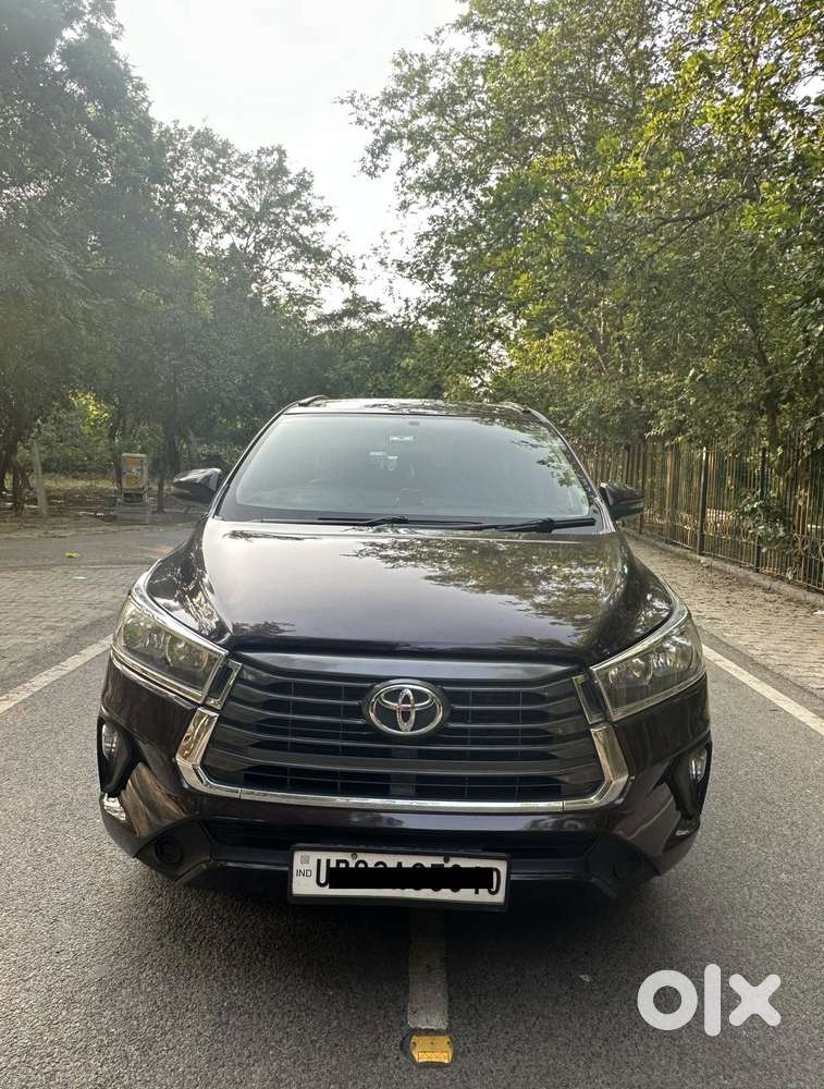 Toyota Innova Crysta 2.4 Gx Limited Edition At 8 Str, 2018, Diesel