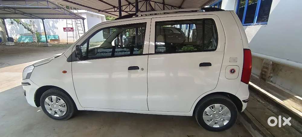 Maruti Suzuki Wagon R 2015 Cng & Petrol With Good Millage.