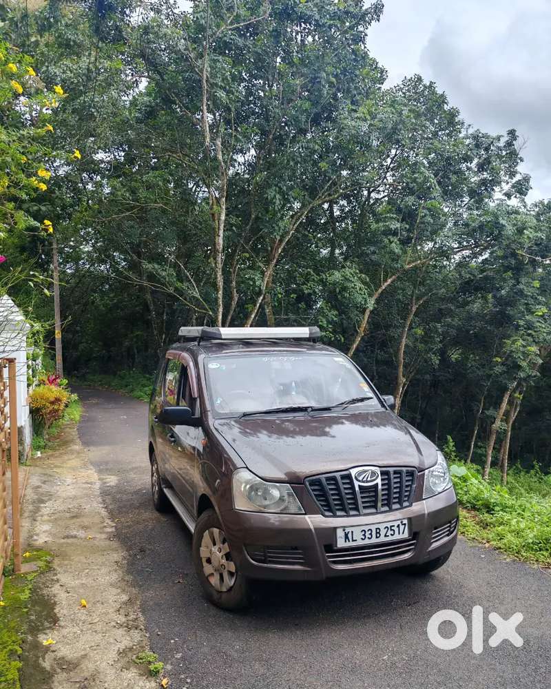 Mahindra Xylo 2010