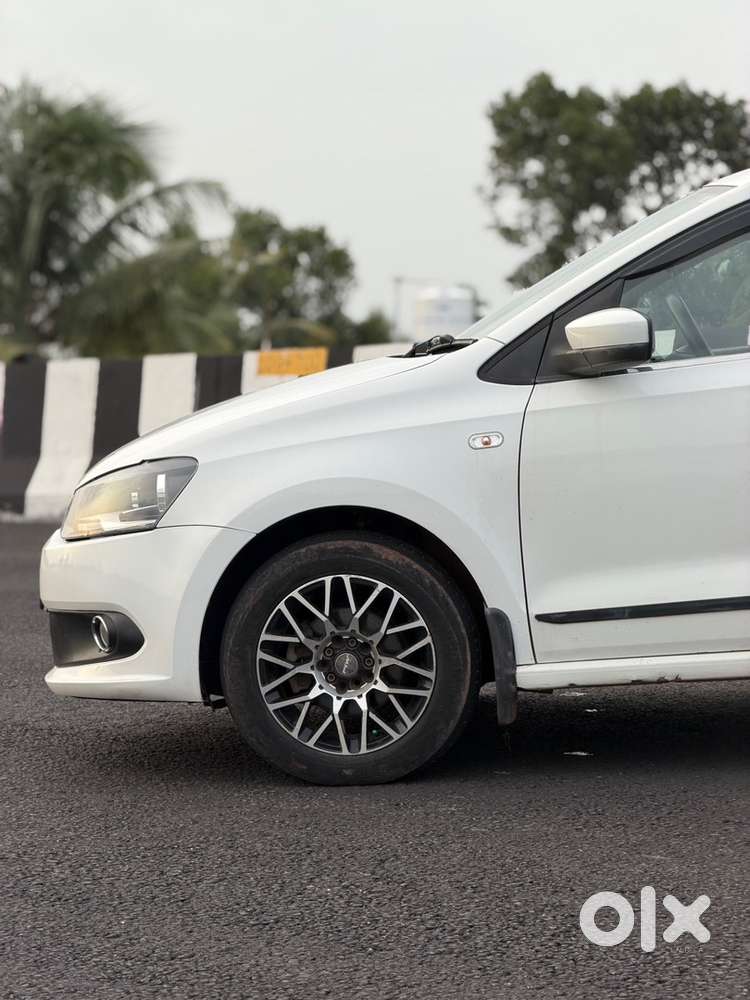 Volkswagen Vento Diesel Automatic 2015