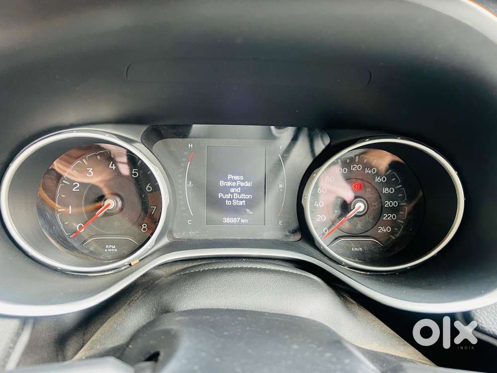 Jeep Compass 2.0 Longitude Option, 2020, Petrol