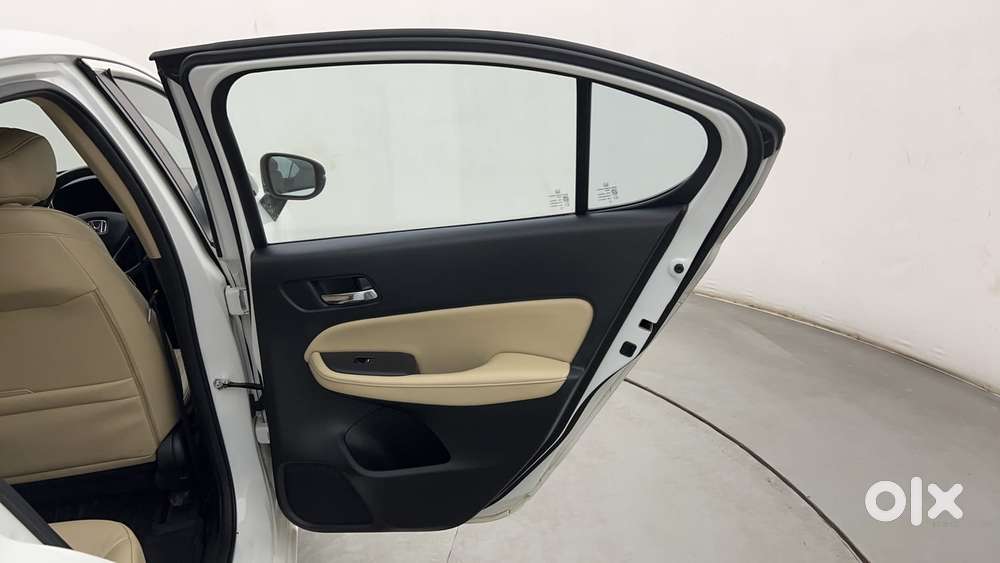 Honda City I-vtec Cvt Zx, 2022, Petrol