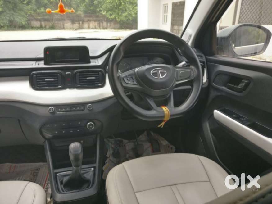 Tata Punch Pure, 2022, Petrol