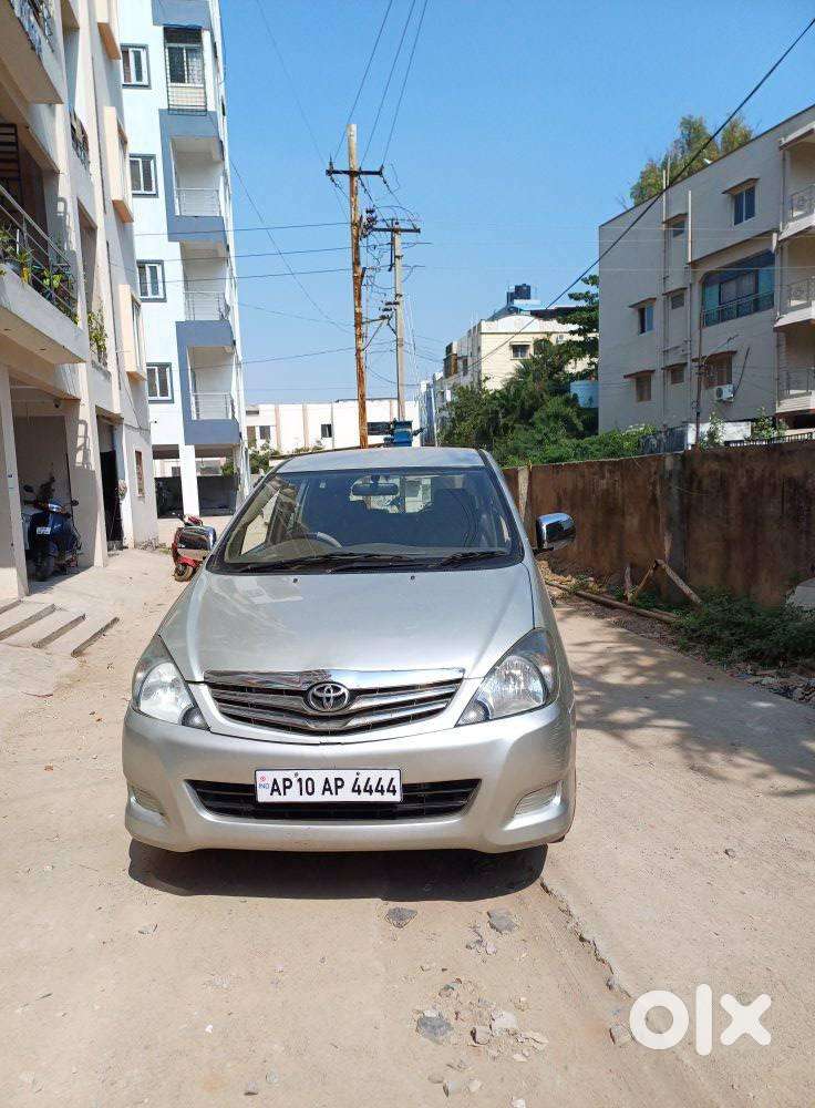 Toyota Innova 2.5 G (diesel) 8 Seater, 2008, Diesel
