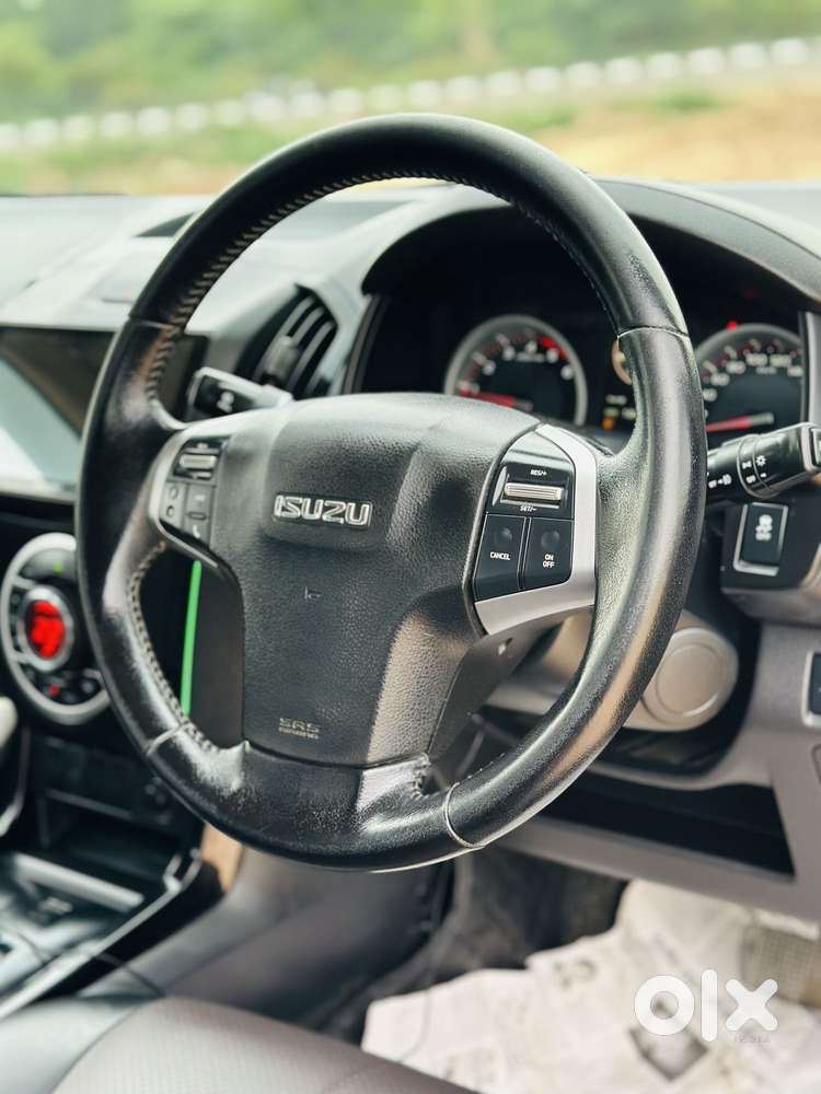 Isuzu D-max V-cross 4x4, 2019, Diesel