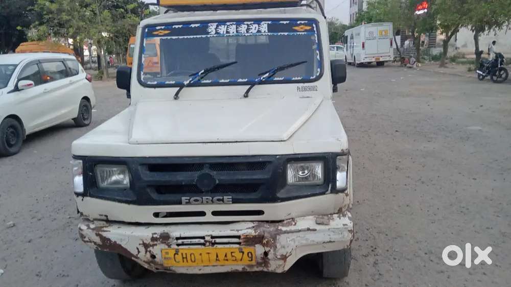 Force Motors Trax Cruiser 2011 Diesel 200000 Km Driven