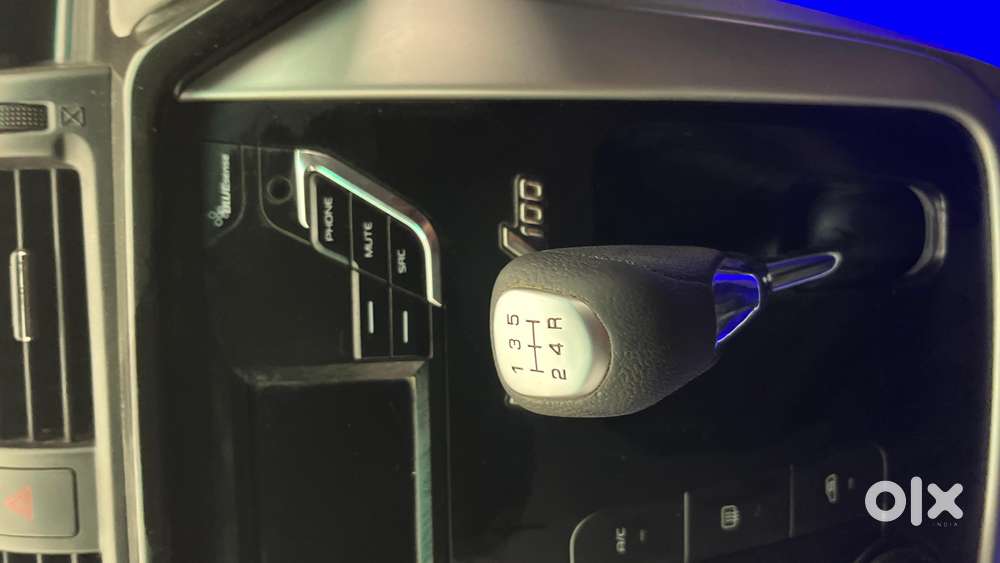 Mahindra Kuv 100 2016-2017 Mfalcon G80 K6 5str, 2016, Petrol
