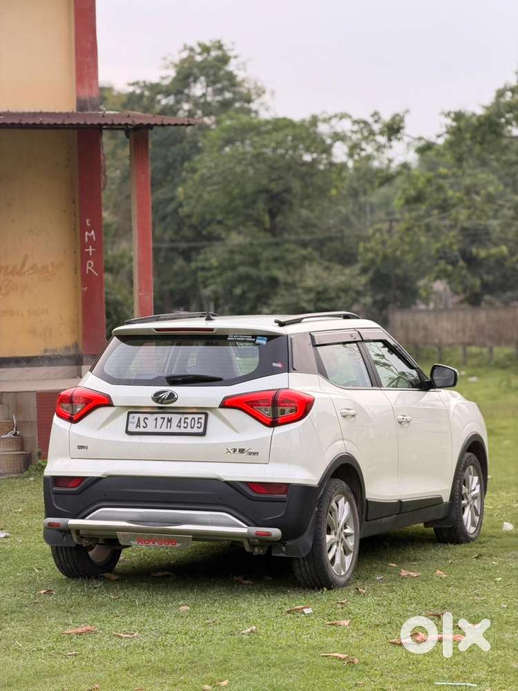 Mahindra Xuv300 W8, 2022, Petrol