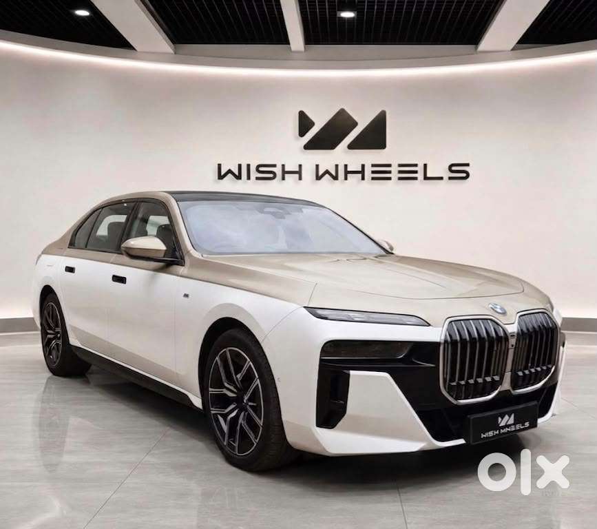 Bmw 7 Series 740i M Sport Petrol Automatic, 2025