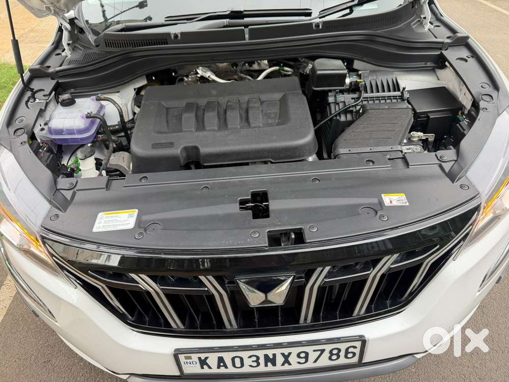 Mahindra Xuv700 Ax7 Luxury Pack Awd, 2025, Diesel