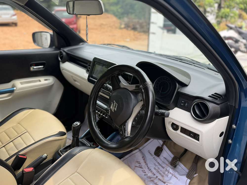 Maruti Suzuki Ignis 1.2 Alpha Mt Dual Tone, 2017, Petrol