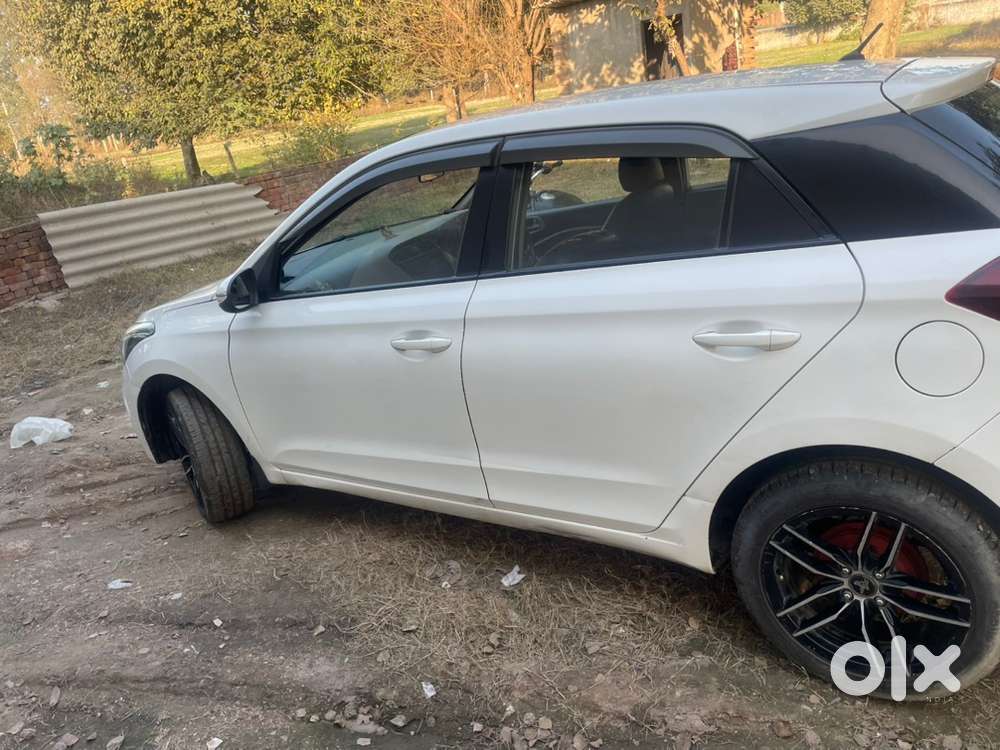 Hyundai  I20 2018 Petrol 70000 Km Driven