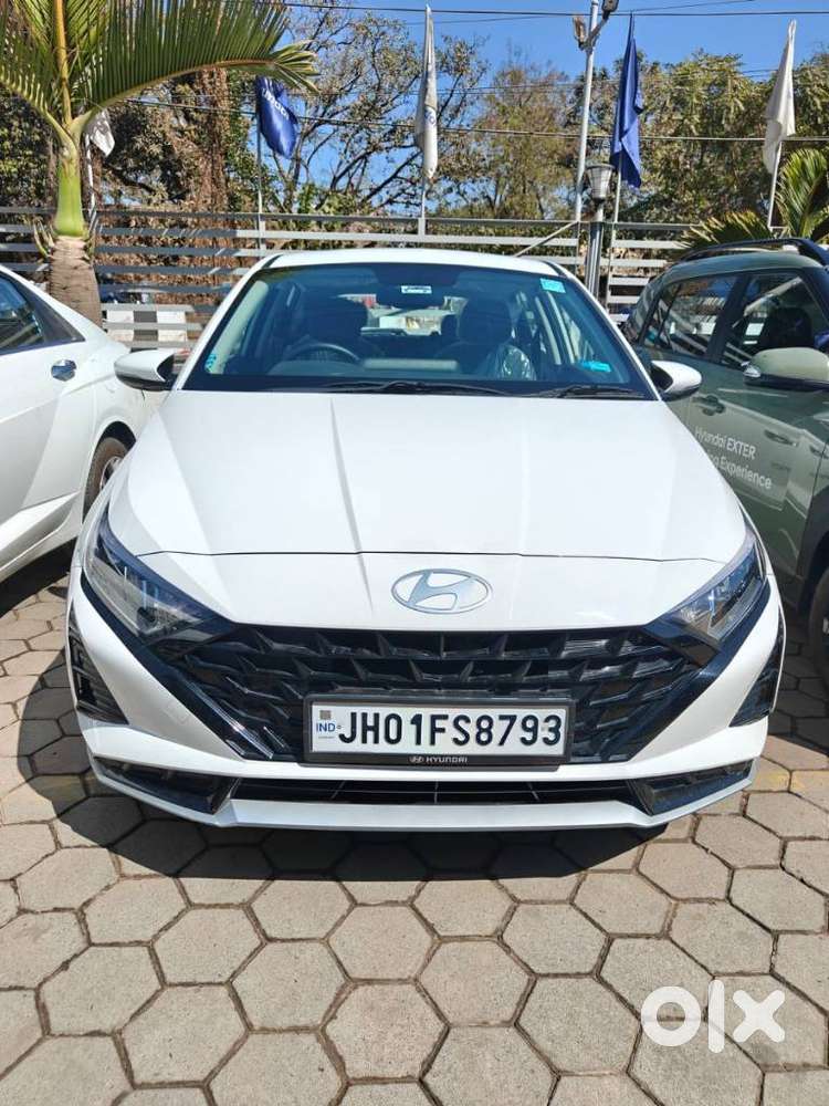 Hyundai I20 Asta (o) 1.2 Mt, 2024, Petrol