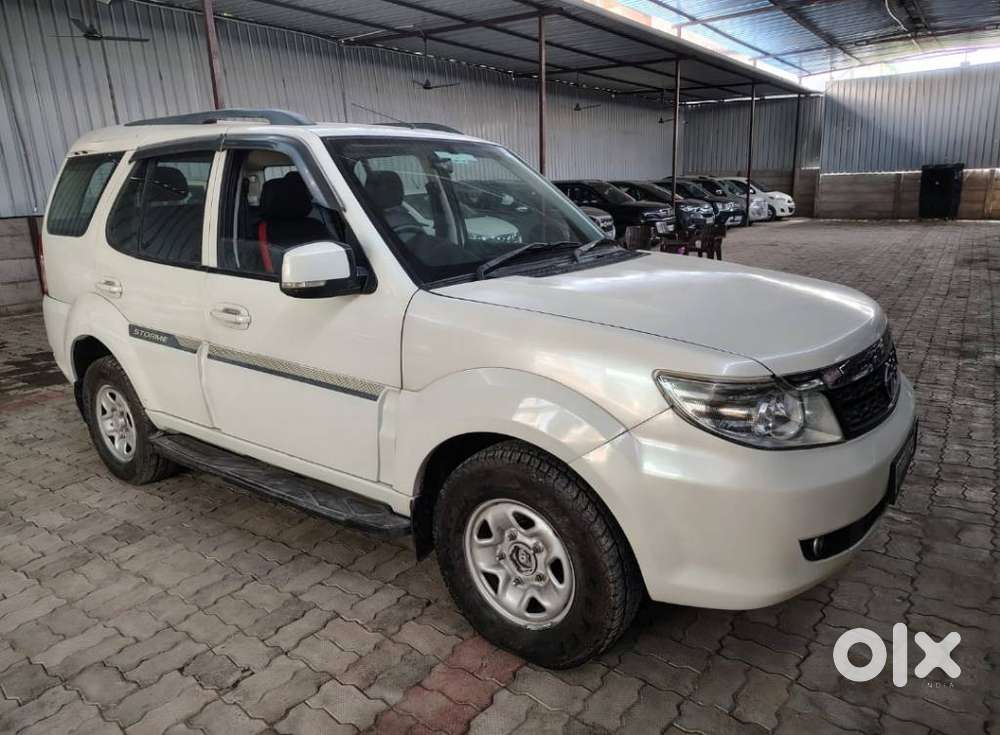 Tata Safari Storme [2015-2019] 2.2 Ex 4x2, 2017, Diesel