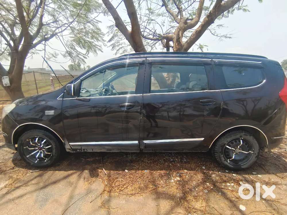 Renault Lodgy 2015 Diesel Well Maintained