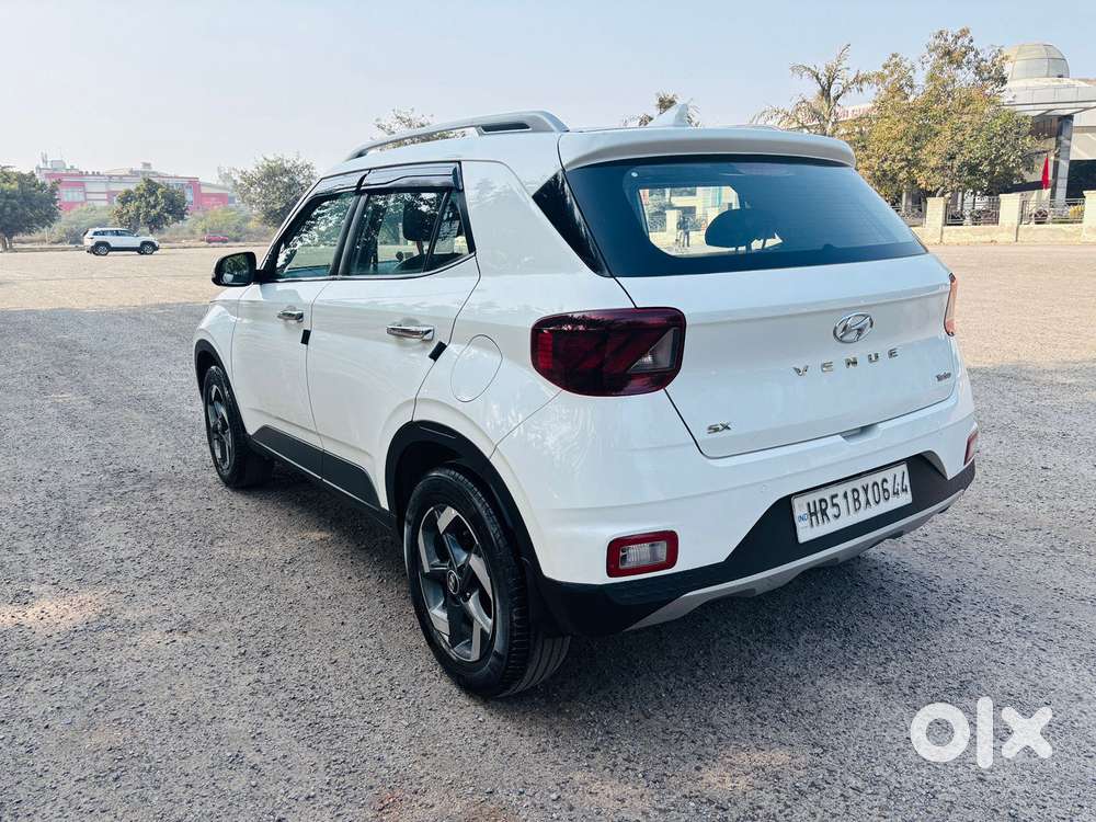 Hyundai Venue 1.0 Sx Turbo Dct, 2019, Petrol