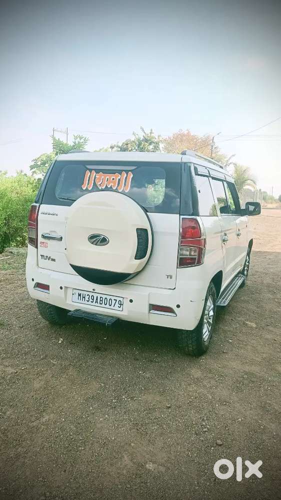 Mahindra Tuv 300 2017