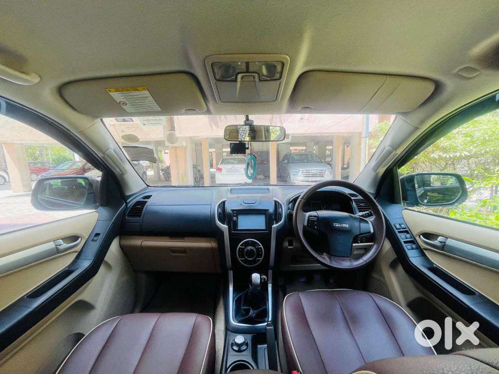 Isuzu D-max V-cross 4x4, 2017, Diesel