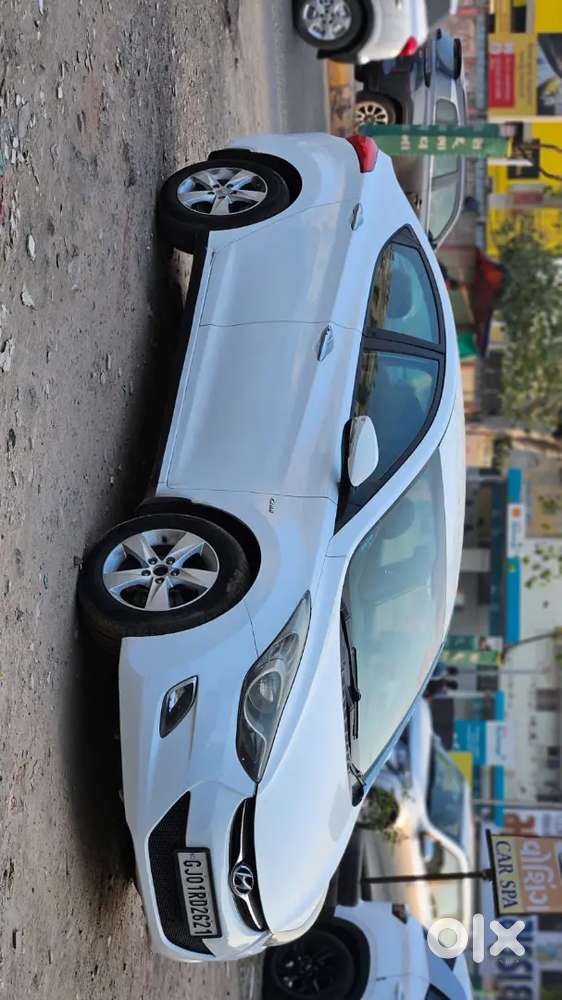 Well-maintained Hyundai Elantra Diesel (dec 2013) Excellent Condition