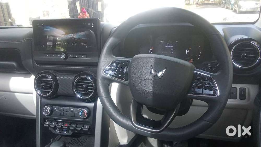 Mahindra Thar Roxx Ax7 L Petrol At 2wd, 2025, Petrol