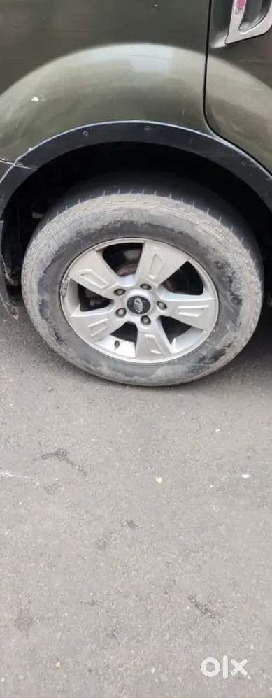 Mahindra Xuv500 2013 Car