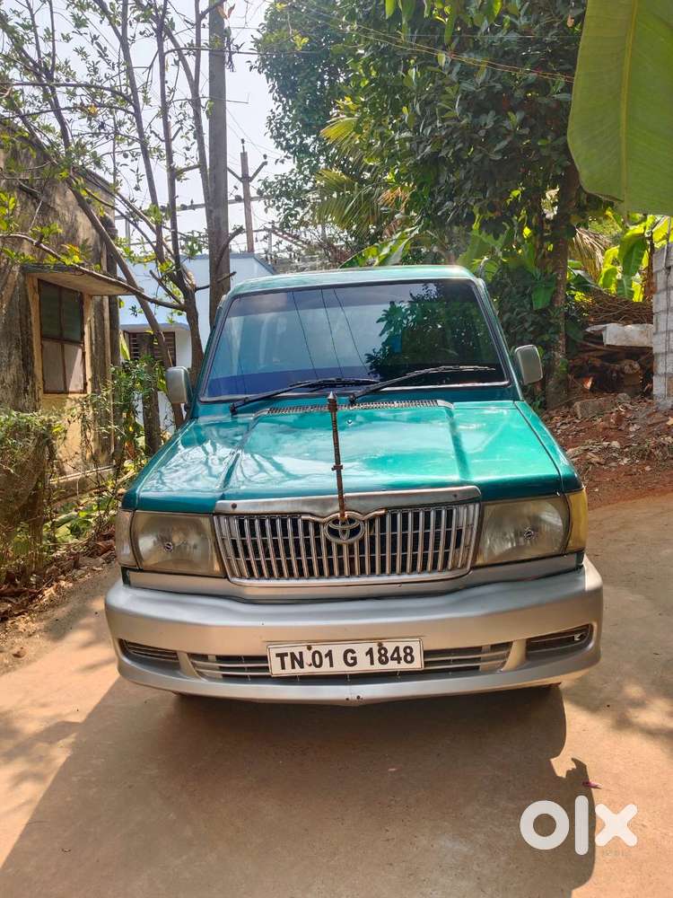 Toyota Qualis, Alloy Wheel, Green Colour, Power Steering