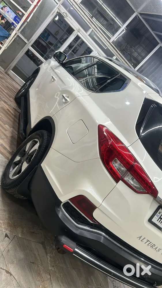 Mahindra Alturas G4 2023 Diesel 24500 Km Driven