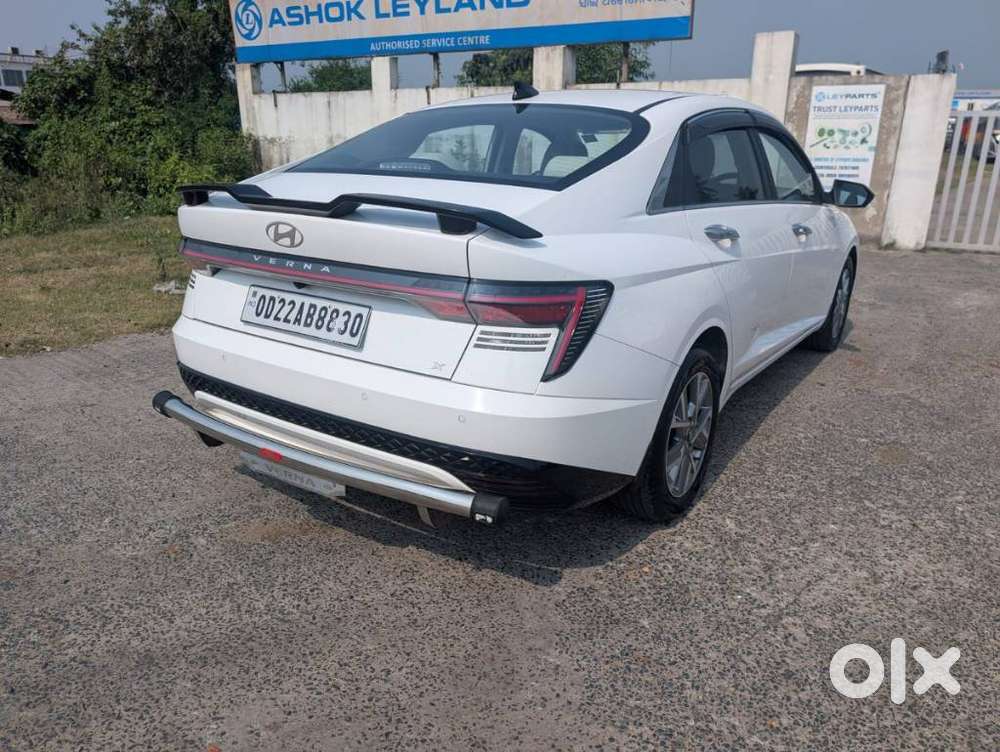 Hyundai Verna 1.5 Sx (o) Turbo Petrol Mt Dual Tone, 2025, Petrol