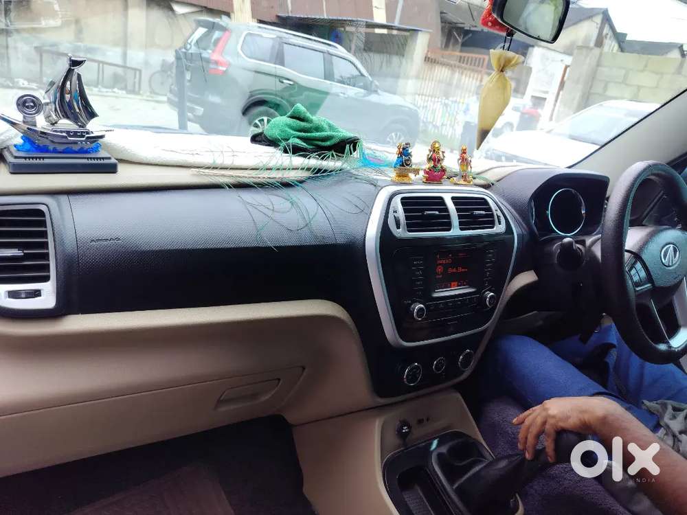 Mahindra Tuv 300 2017 Diesel Well Maintained