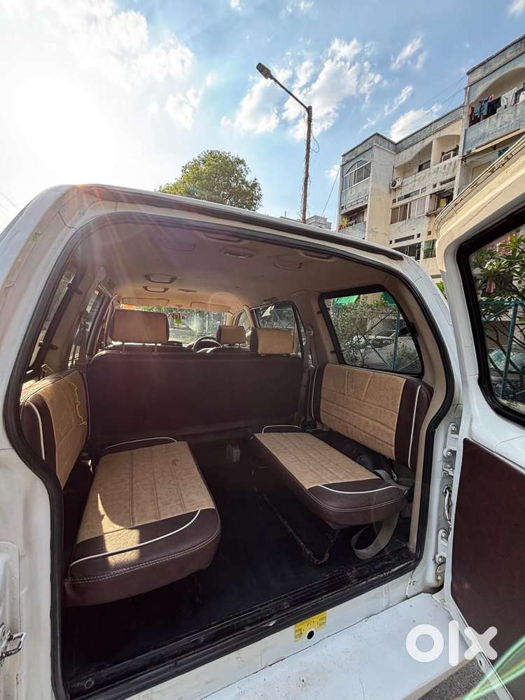 Chevrolet Tavera Lt 10 Seater Bsiii, 2013, Diesel