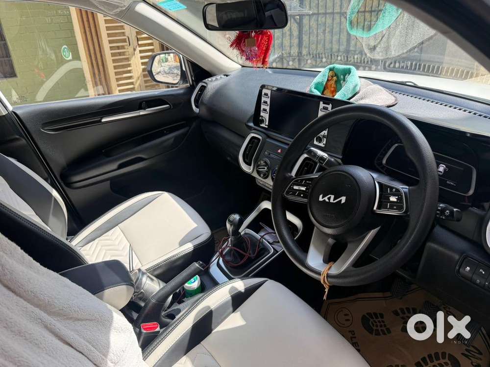 Kia Petrol Car 2024