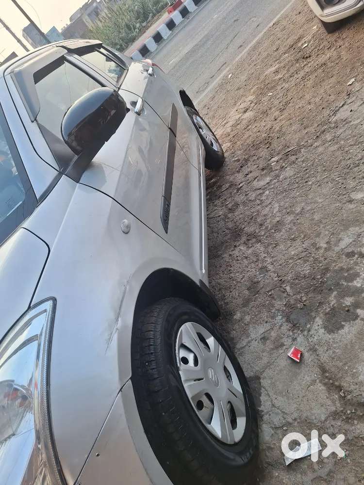 Maruti Suzuki Swift 2012 Petrol 94000 Km Driven