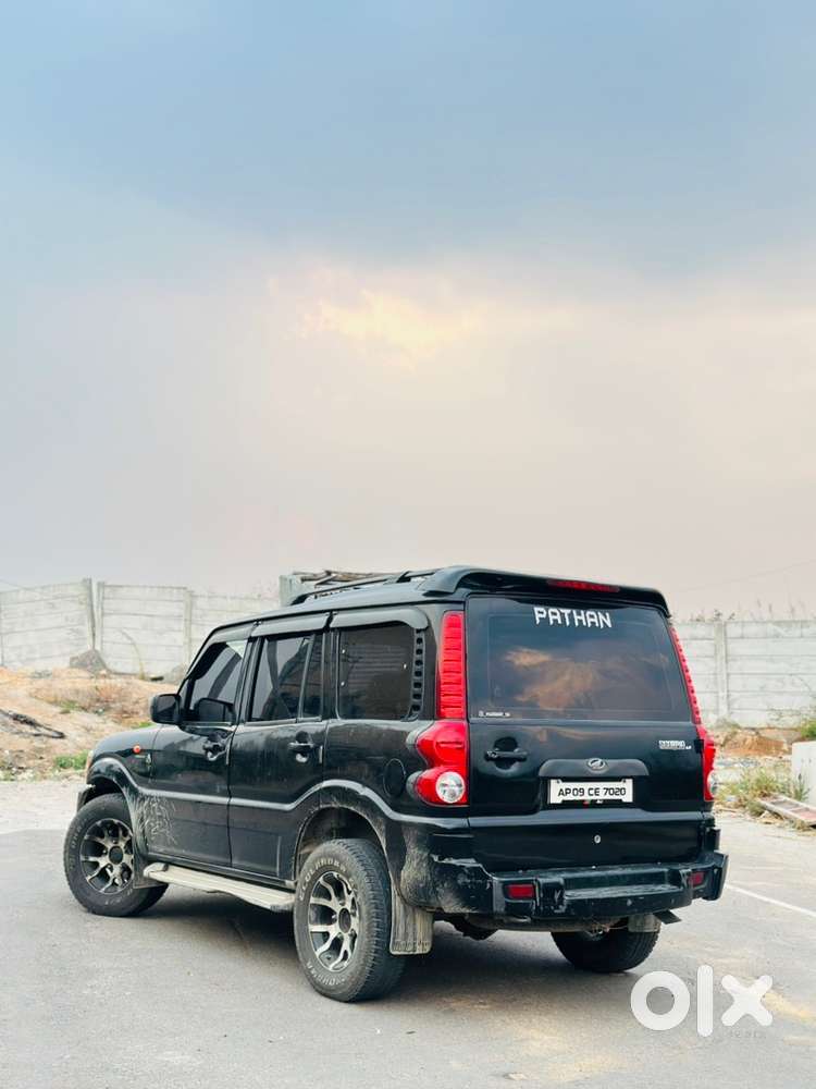 Mahindra Scorpio 2011