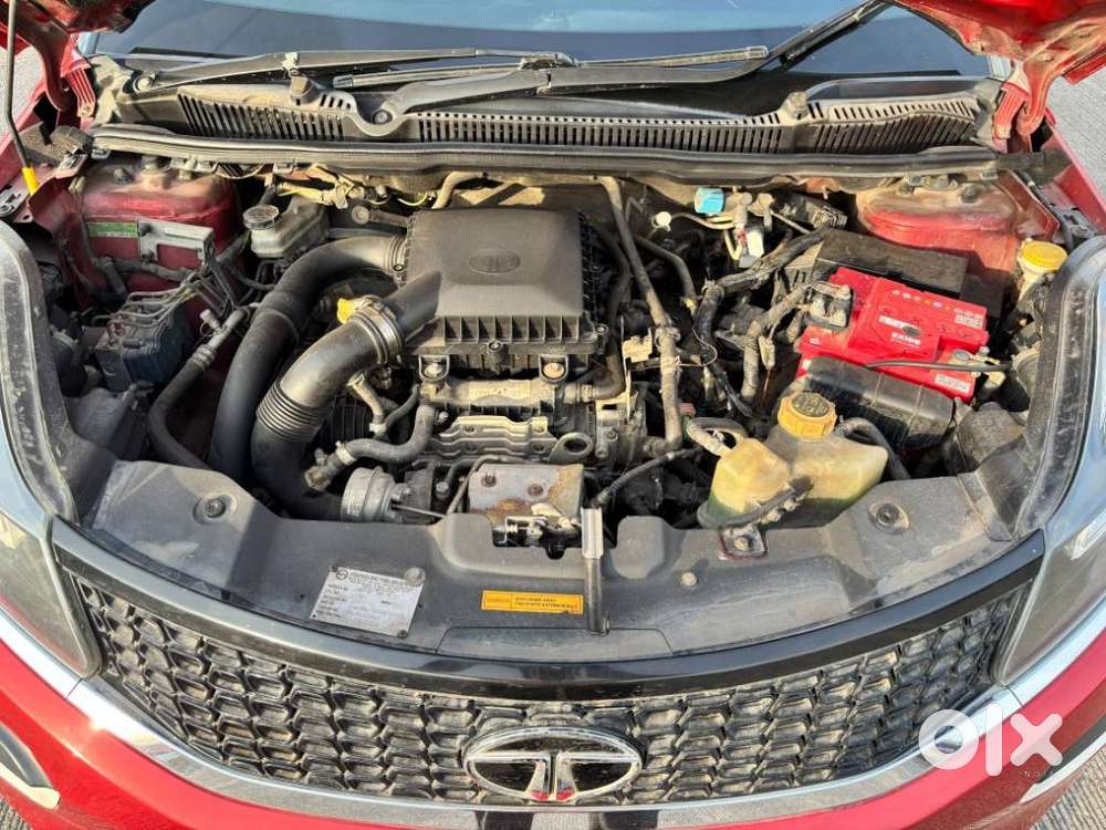 Tata Nexon 1.2 Revotron Xz Plus, 2018, Cng & Hybrids