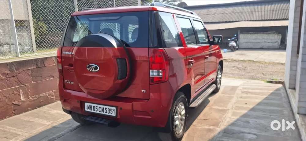 Mahindra Tuv 300 Mhawk100 T8 Dual Tone, 2015, Diesel